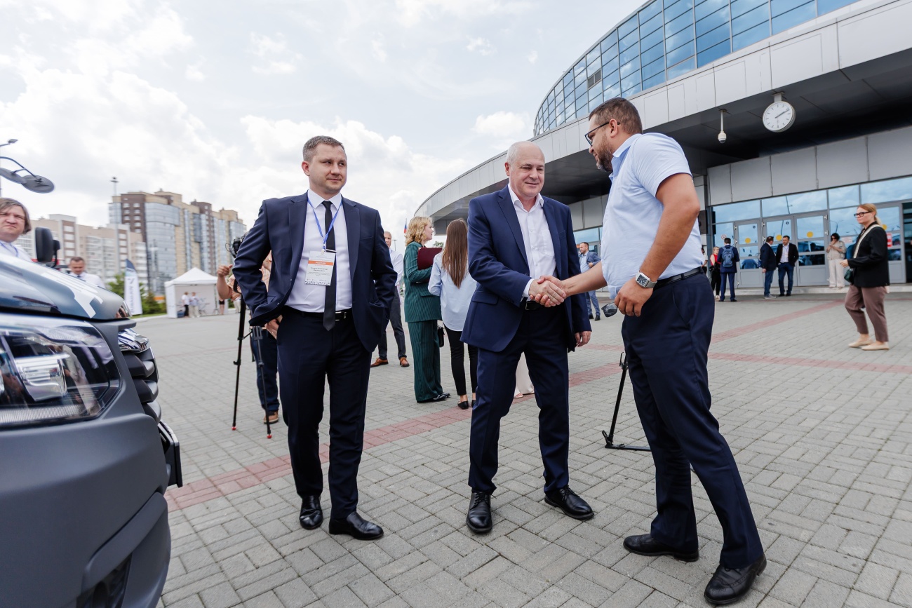 2025-06-19_14-15-12_Уральский_автосалон_084.jpg